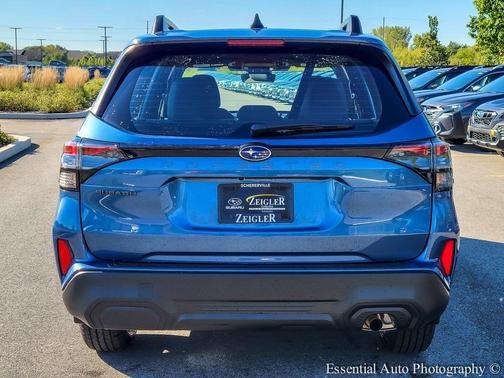 2025 Subaru Forester Base