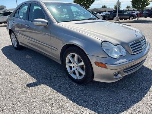 2007 Mercedes-Benz C-Class Luxury 4MATIC