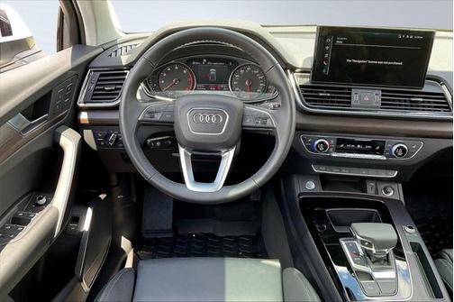2024 Audi Q5 45 S line Premium