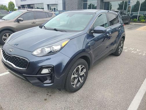 Pacific Blue 2022 Kia Sportage LX