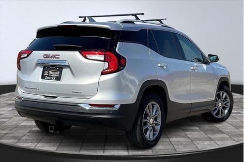 2022 GMC Terrain SLT