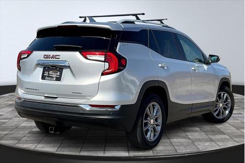 2022 GMC Terrain SLT