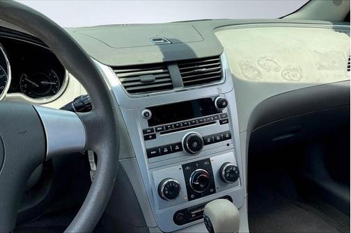 2011 Chevrolet Malibu LS