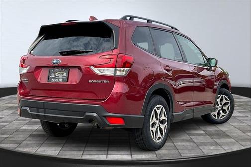 2023 Subaru Forester Premium