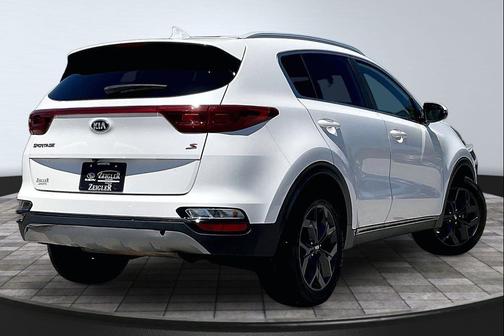 Snow White Pearl 2020 Kia Sportage S