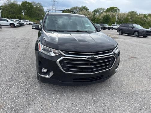 Black 2019 Chevrolet Traverse LT Cloth