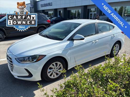 2018 Hyundai ELANTRA SE