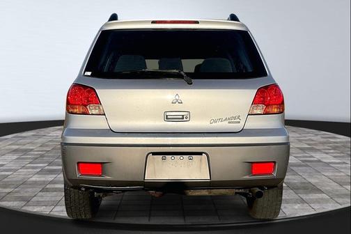 2003 Mitsubishi Outlander LS