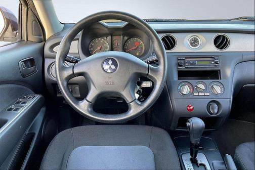 2003 Mitsubishi Outlander LS