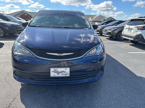 2017 Chrysler Pacifica Touring