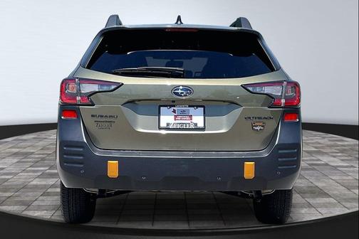 Autumn Green Metallic 2024 Subaru Outback Wilderness