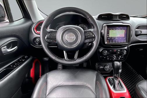 Black Clearcoat 2022 Jeep Renegade Trailhawk