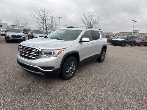 2017 GMC Acadia SLT-1