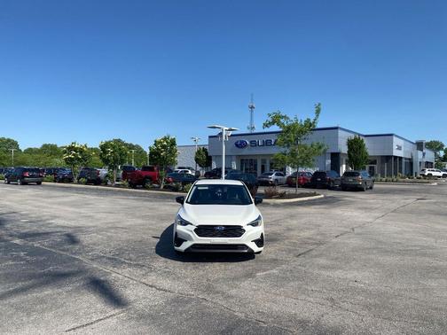 Crystal White Pearl 2025 Subaru Impreza Base