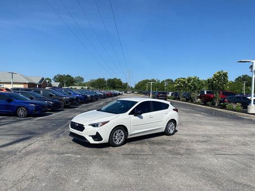 Crystal White Pearl 2025 Subaru Impreza Base