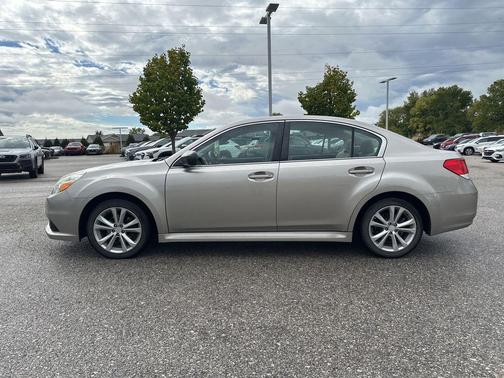 2014 Subaru Legacy Base