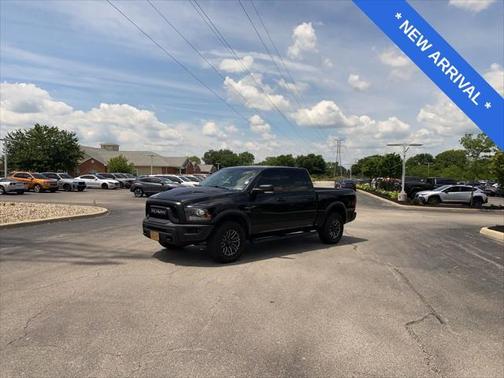 2019 RAM 1500 SLT