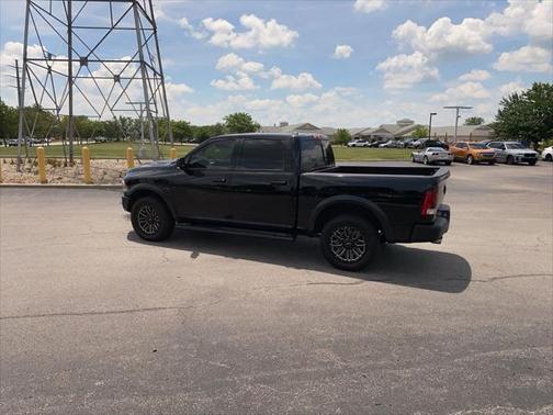 2019 RAM 1500 SLT