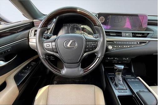 2021 Lexus ES 250 Base