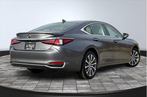 2021 Lexus ES 250 Base