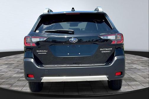 2025 Subaru Outback Touring
