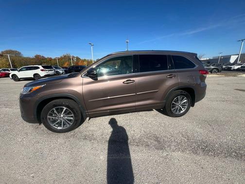 2017 Toyota Highlander XLE