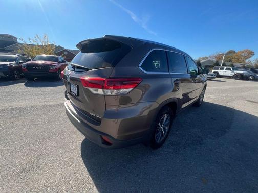2017 Toyota Highlander XLE