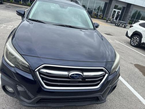 Dark Blue Pearl 2018 Subaru Outback 2.5i Premium