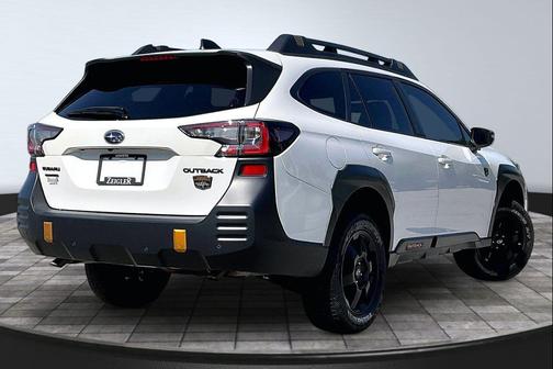 Crystal White Pearl 2024 Subaru Outback Wilderness
