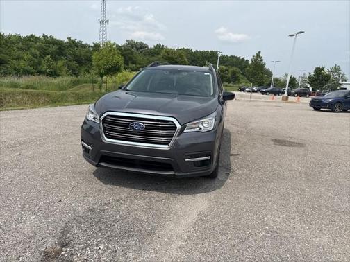 2022 Subaru Ascent Base 8-Passenger