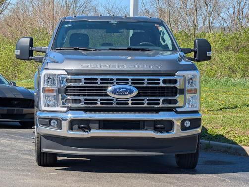 2025 Ford F-350 XLT