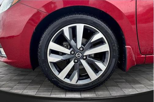 2020 Nissan Versa 1.6 S