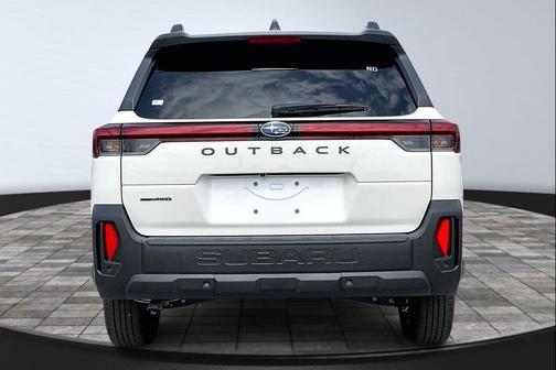 Crystal White 2026 Subaru Outback Limited