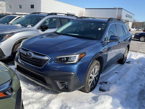 2022 Subaru Outback Premium