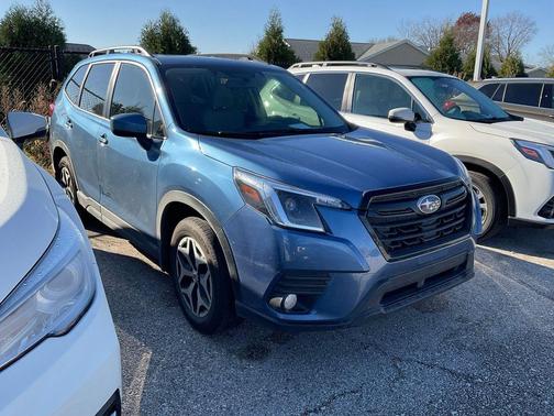 2023 Subaru Forester Premium