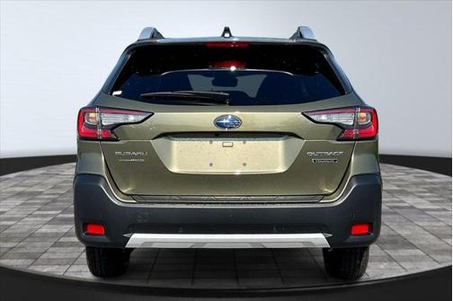 2025 Subaru Outback Touring