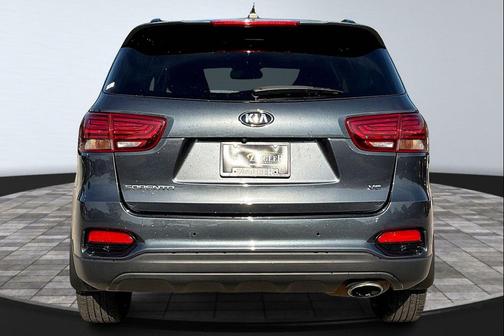 2020 Kia Sorento S