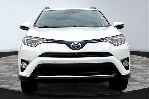 2018 Toyota RAV4 Hybrid SE