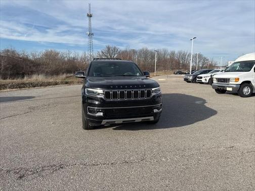 2023 Jeep Wagoneer Series III 4x4