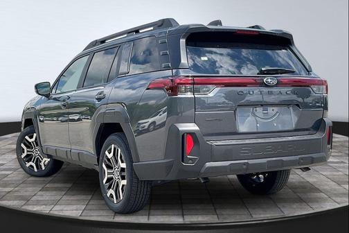 Magnetite Gray Metallic 2026 Subaru Outback Touring XT