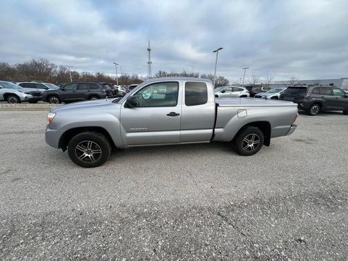 2014 Toyota Tacoma Base