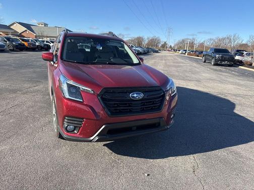 2023 Subaru Forester Premium