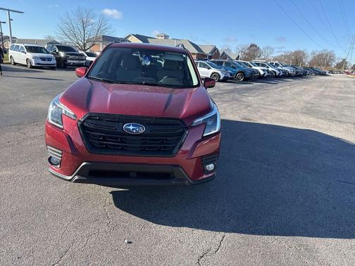 2023 Subaru Forester Premium