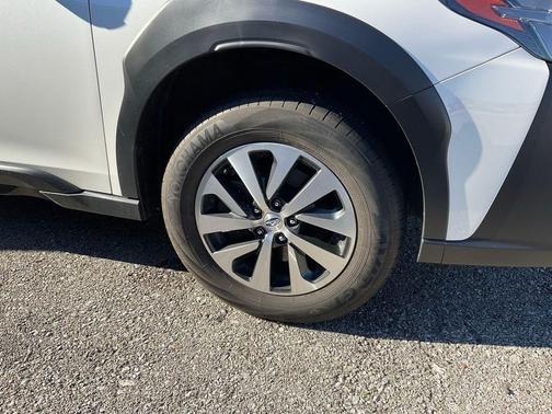 2023 Subaru Outback Base