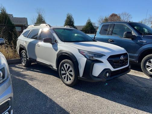 2023 Subaru Outback Base