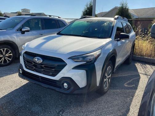 2023 Subaru Outback Base