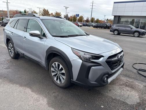 2023 Subaru Outback Touring