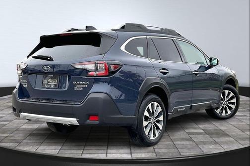 2023 Subaru Outback Touring