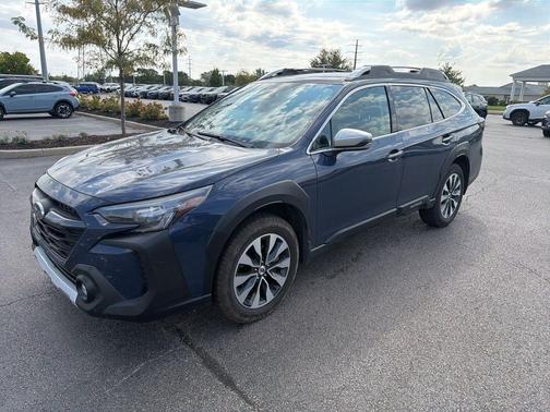 2023 Subaru Outback Touring