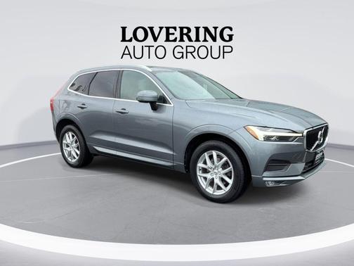 Gray Metallic 2021 Volvo XC60 T5 Momentum